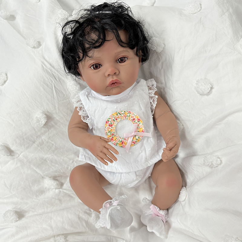 Baby Products For Skin - 19 inch Weide Donkere Huid Volledige