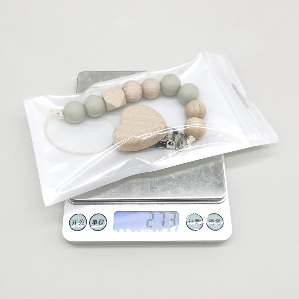 Beukenhouten babyfopspeenclip  - Baby Products Moisturizer recensie en prijs